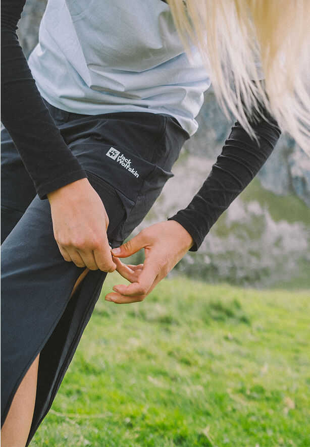 HIKEOUT ZIP AWAY PANTS W