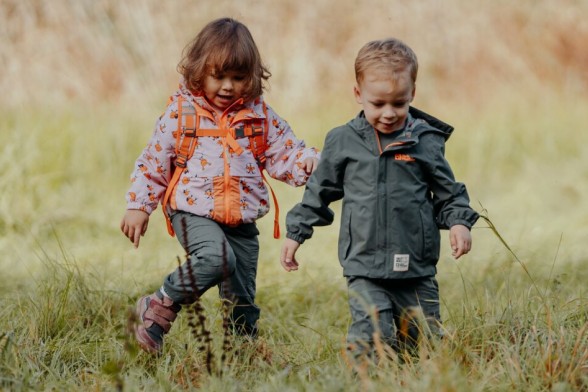 Bekleidung für Kleinkinder